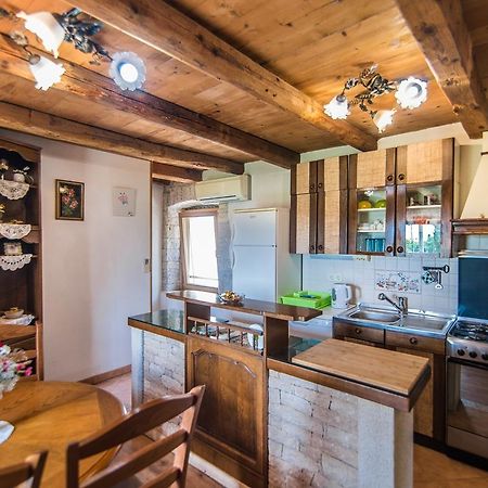 Apartment Nilda Valdi Sabadin ภายนอก รูปภาพ