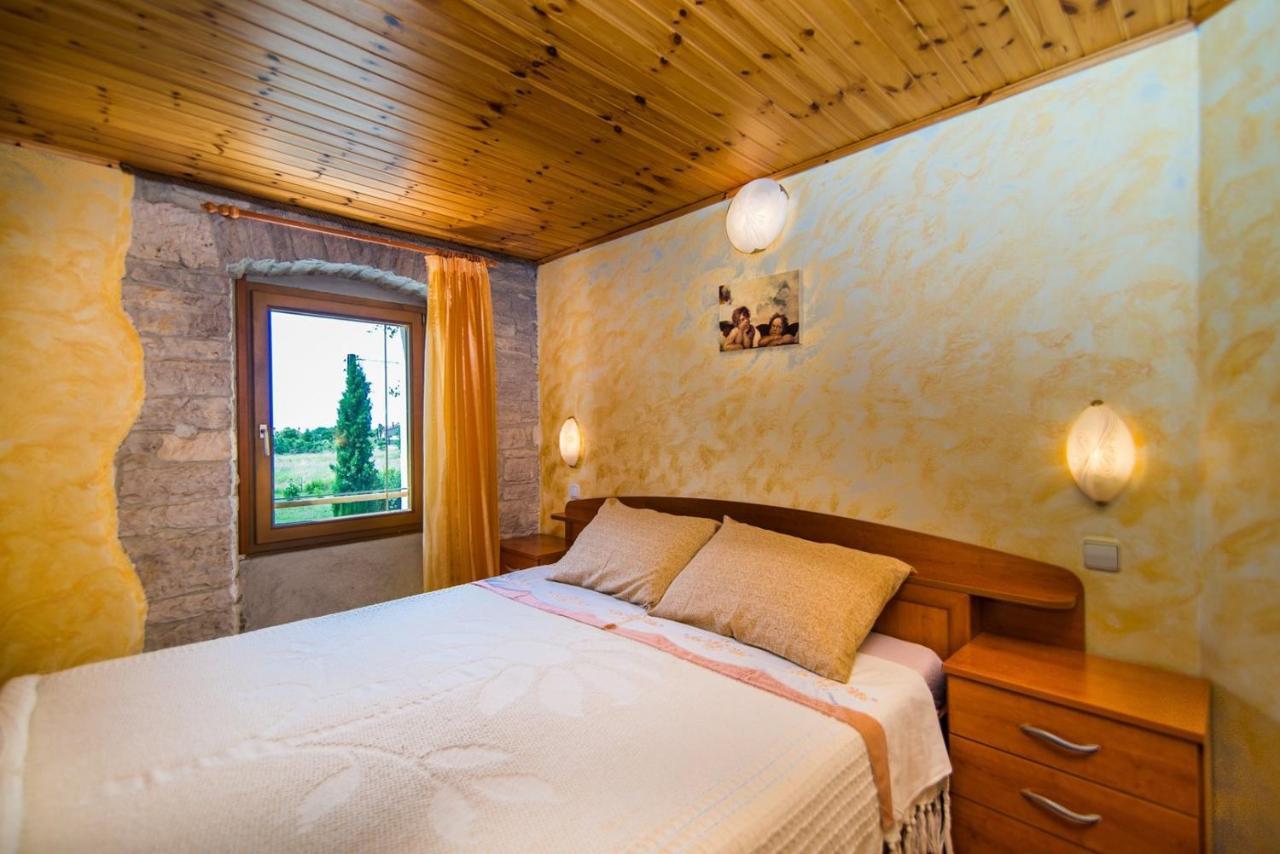 Apartment Nilda Valdi Sabadin ภายนอก รูปภาพ