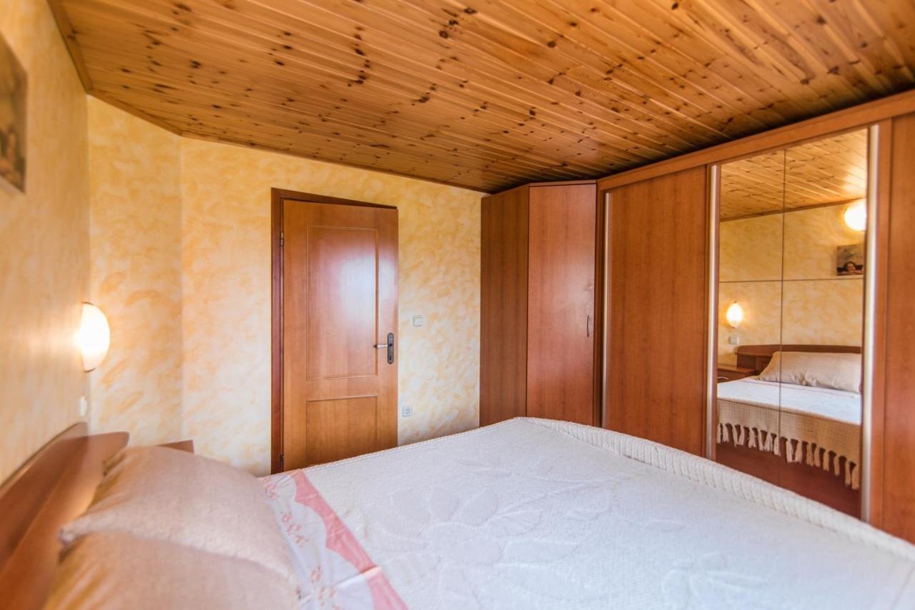 Apartment Nilda Valdi Sabadin ภายนอก รูปภาพ