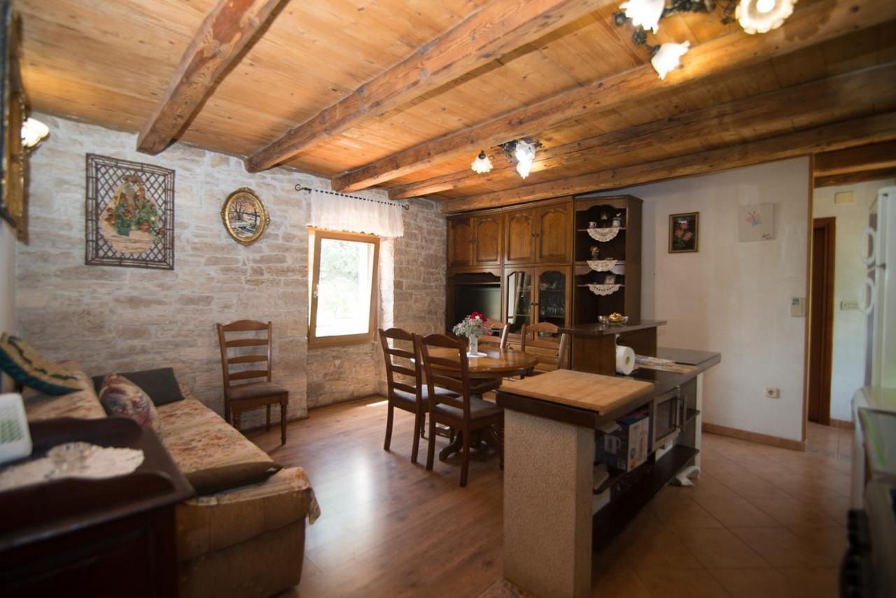 Apartment Nilda Valdi Sabadin ภายนอก รูปภาพ